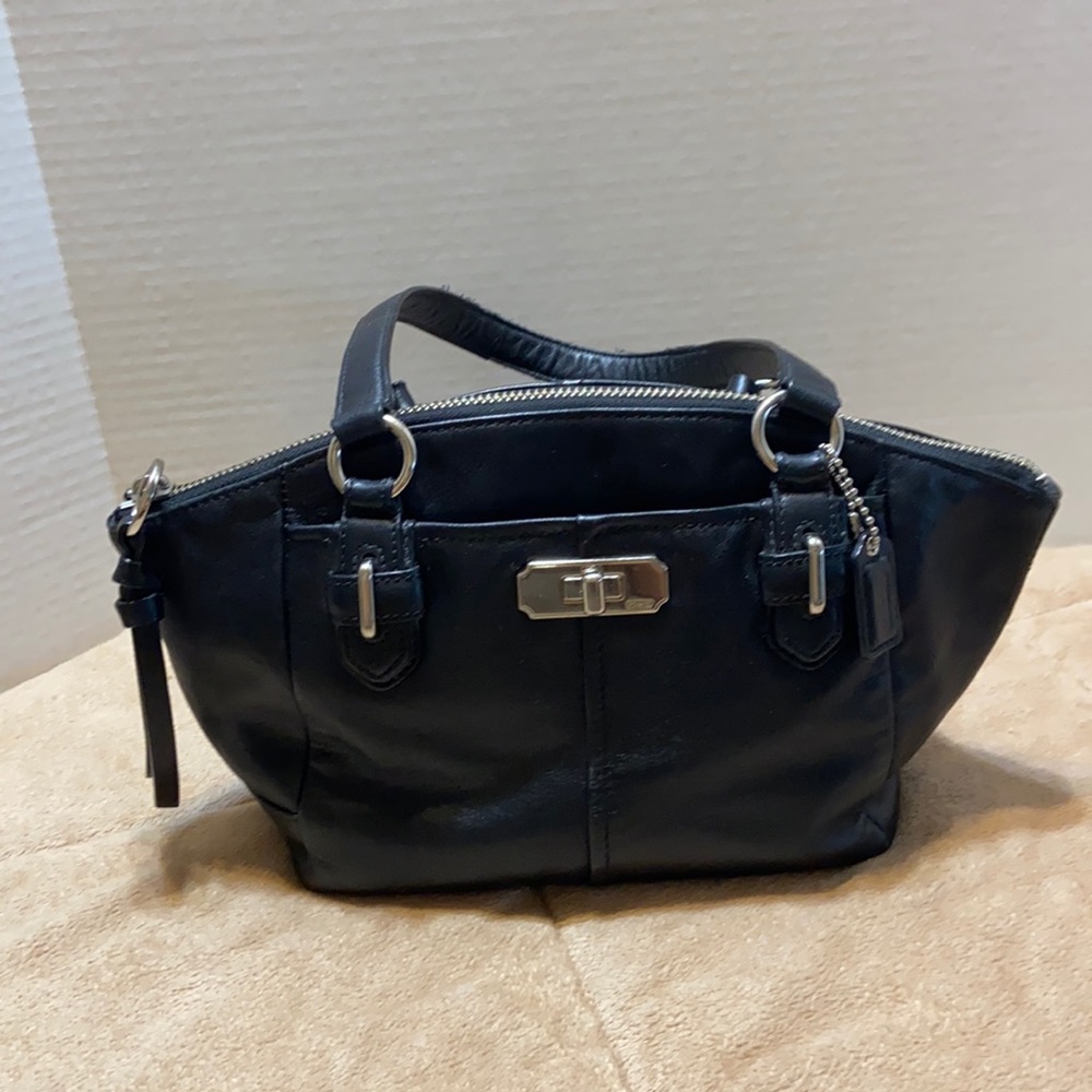 Coach black leather Handbag - Picture 2 of 14